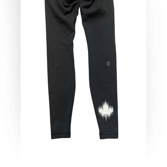 Size 4 Lululemon High Rise Wunder Train team Canada legging 28” - Picture 4 of 5